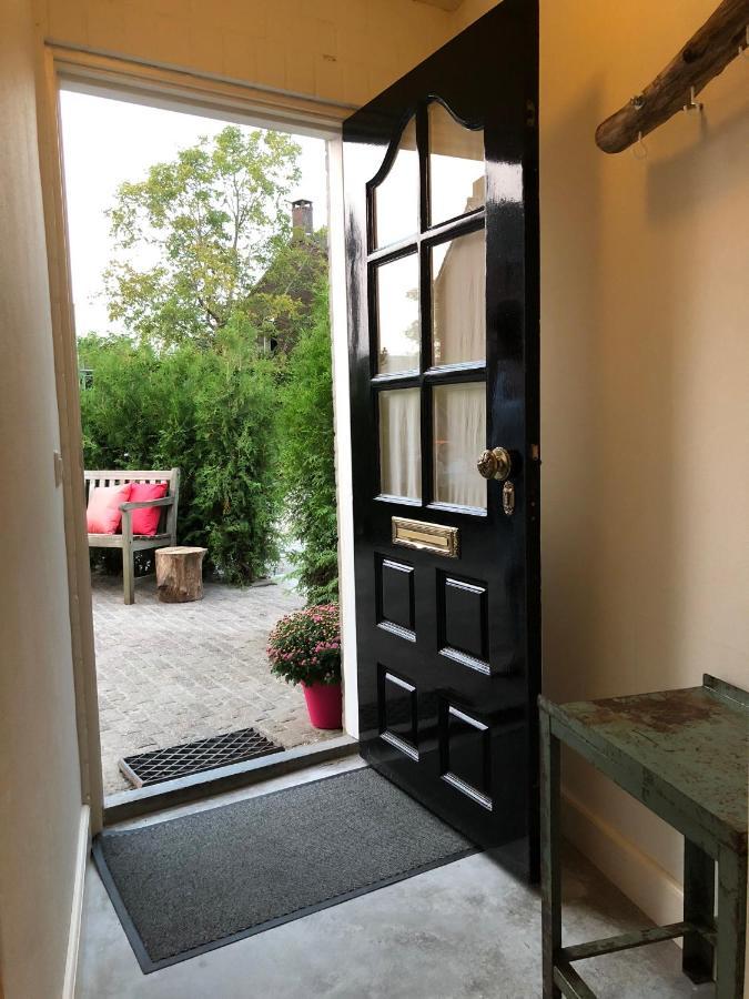 The Old Garage Bed & Breakfast Berkel-Enschot Exterior photo